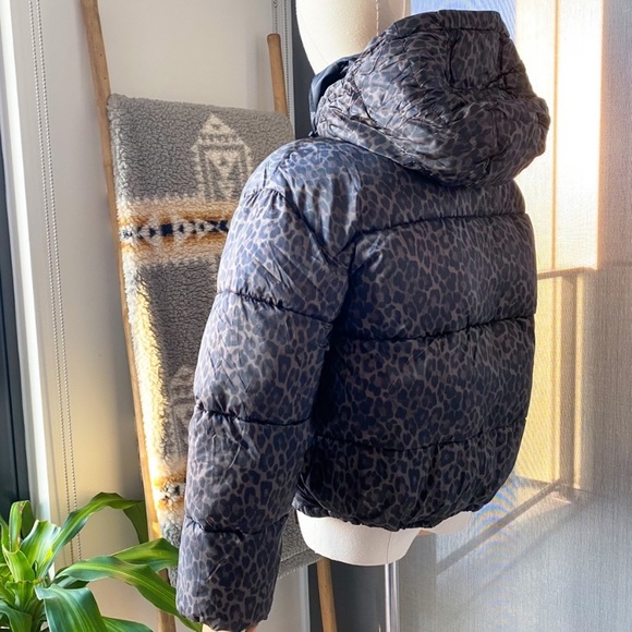 American eagle cheetah print puffer jacket sz xs - Picture 3 of 11